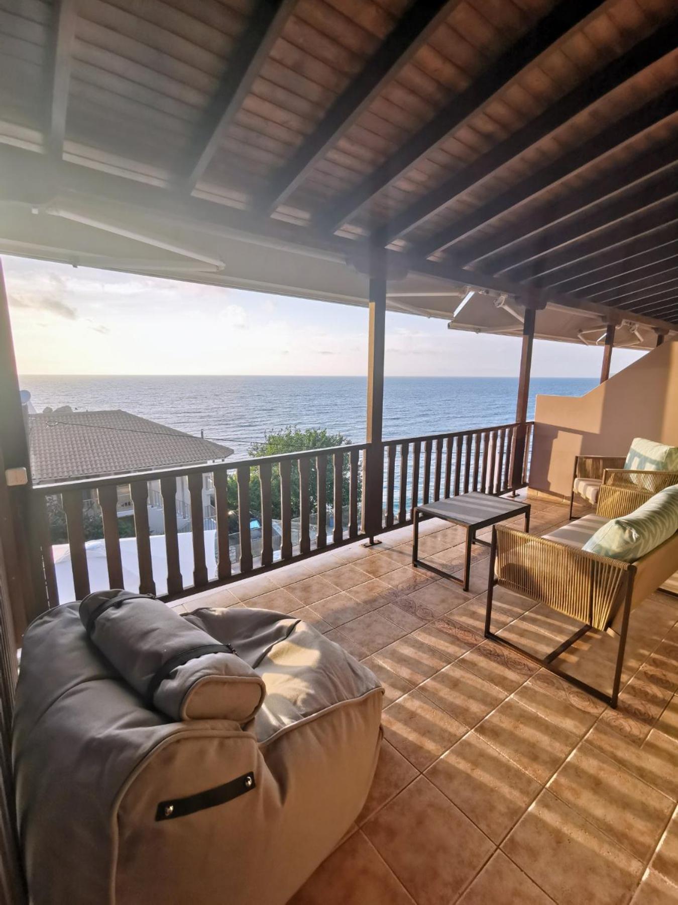The Ionian View Apart otel Áyios Nikítas Dış mekan fotoğraf
